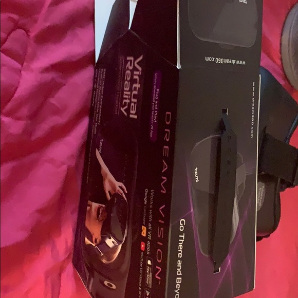 Virtual reality goggles - Picture 2 of 3